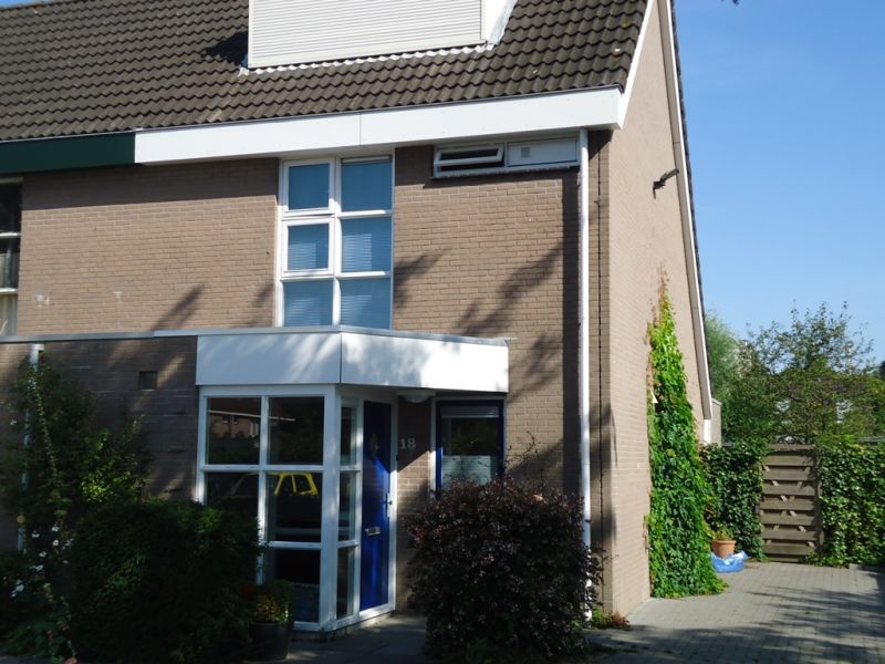 Uitbouw entree te Nieuwegein